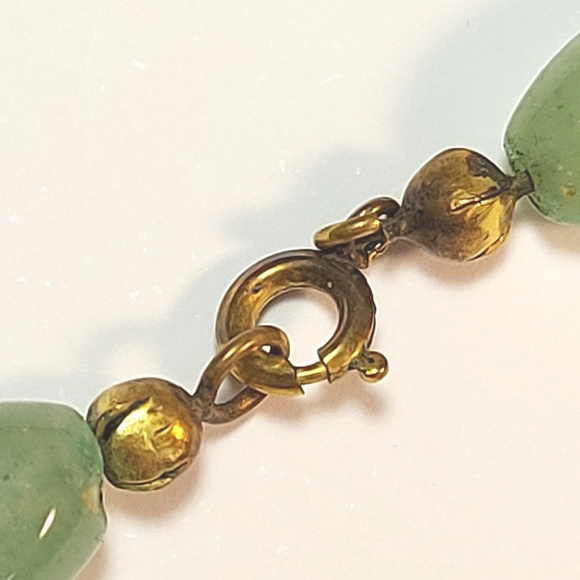 4 for $25- Vintage Moss Green Glass Bead Necklace - Picture 3 of 4